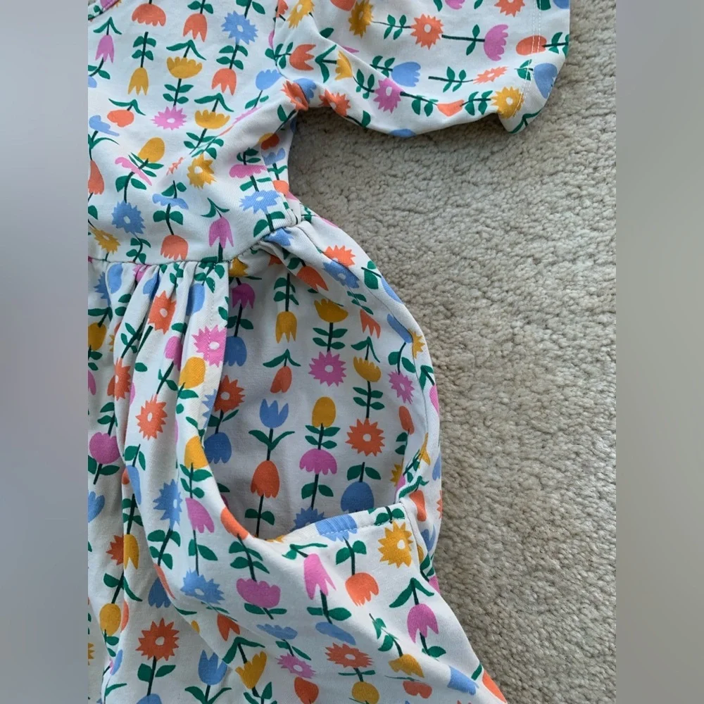 Hanna Andersson Size 130, 8, Short Sleeve Pocket Skater Dress in Colorful Tulip